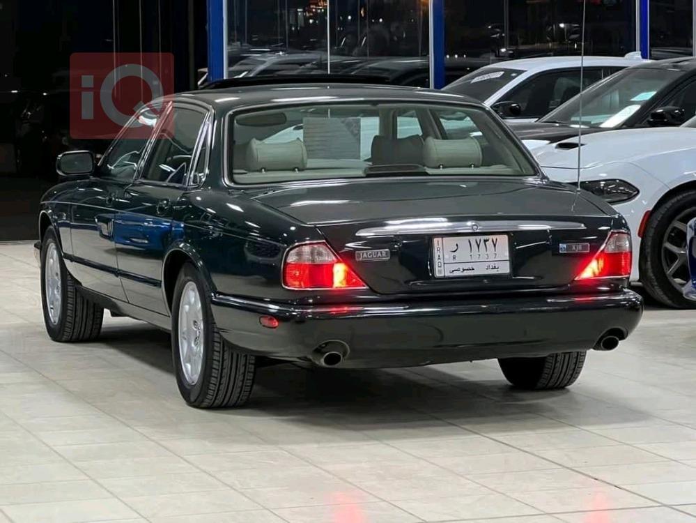 جاگوار XJ